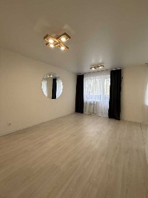 Продаж 3-кімнатної квартири 56.3 м², Ламаний, 6