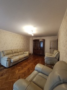 Сдам 3-ую сталинку 75-м Центр города ул. Европейская/ул. Троицкая 14000грн на длительный срок газ интернет