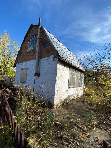 Продаж 3к. дачного будинку с. Жуки з опаленням 6км. від міста