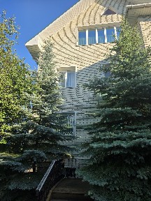 ПРОДАМ роскошный 3х этажный особняк