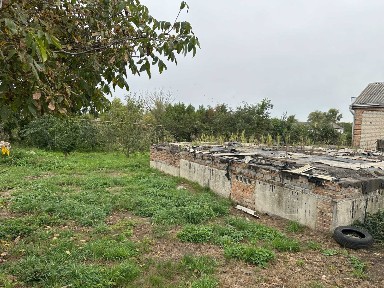 Незавершене будівництво житлового будинку