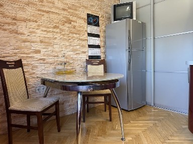 Продаж двокімнатної квартири з ремонтом в Києві. БЕЗ КОМІСІЇ