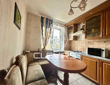 Є-Відновлення. Продаж без % 2х кімн квартири 51 кв. м., вул. Стадіонна 13, метро Вокзальна, Солом'янський р-н, Держпрограми