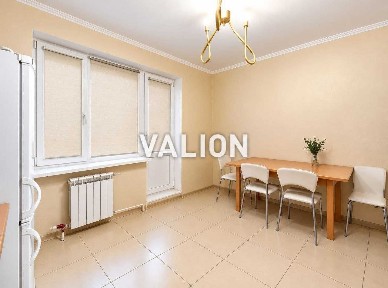 Продаж просторої 2-кімнатної квартири за адресою: вул. Бориса Гмирі, 1/2 Дарницький район, Лівий берег