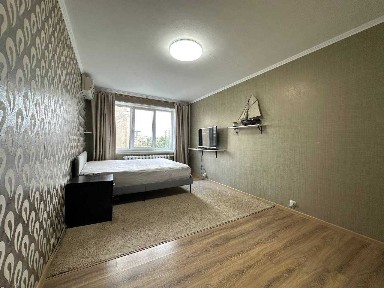 Продам 1 кімн. квартиру пр Свободи 30а Без %
