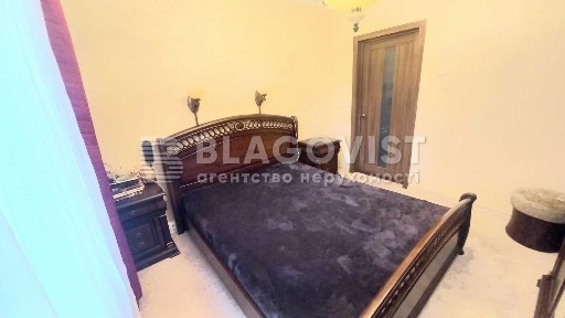 Продаж 2-х кім квартири вулиця Чорновола 8, Берестейський проспект