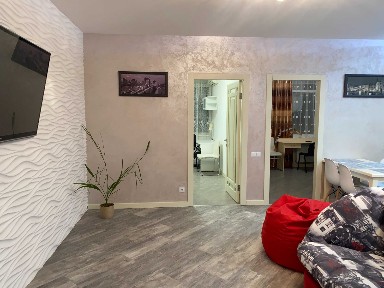 Оренда 3 кімн. квартири Харківське шосе, 128. Без %