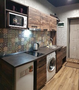 Сдаем 1к. кв. посуточно и почасово. Холодная Гора. Кондиционер. Балкон