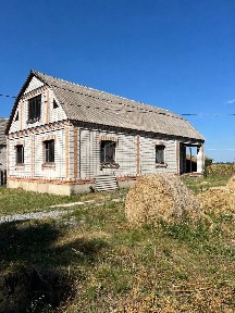 Будинок біля лісу в с. Осиково
