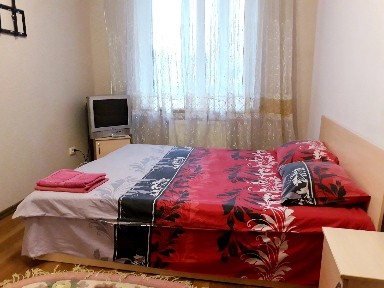 2-кім. Дзеркальна шафа. Район Північний.