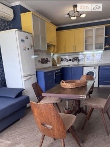 Довготривала оренда 2к квартири на вул. Разумовська 10/12 • ID 35089901