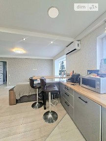 Продаж 2к квартири 50 кв. м на вул. Світла • ID 35090586
