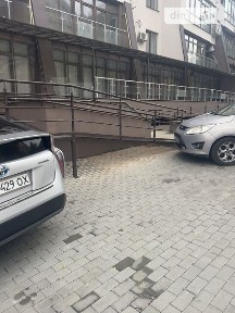 Здається комерційне приміщення на вул. Глибочицька 13, площа 75 кв. м • ID 35090484