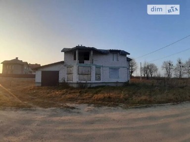 Продаж 2 поверхового будинку з ділянкою на 9 соток, 235 кв. м, 7 кімнат, на вул. Львівська 13 • ID 35089402