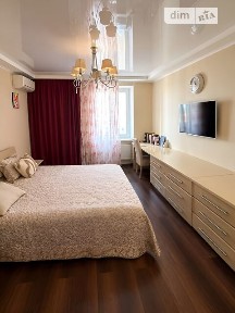 Продаж 3к квартири 127 кв. м на вул. Соборності • ID 35092171