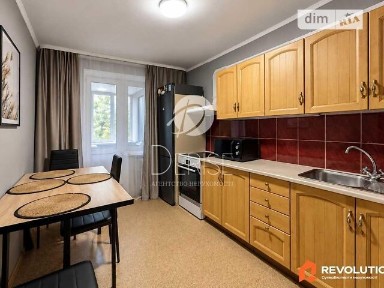 Продаж 2к квартири 58 кв. м на вул. Олександра Архипенка 2/12 • ID 35091830