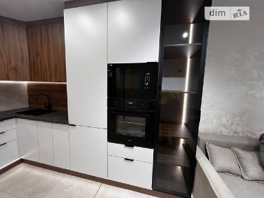 Продаж 3к квартири 63 кв. м на вул. Смакули 8 • ID 35091216
