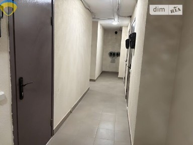 Продаж спеціального приміщення на вул. Захисників України, площа 13.4 кв. м • ID 35092384