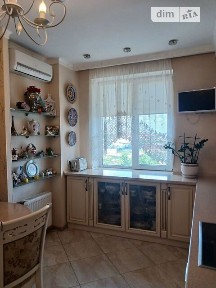 Продаж 2к квартири 78 кв. м на вул. Шкільна • ID 35092784