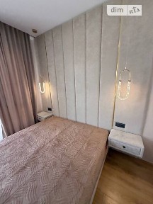 Продаж 1к квартири 40 кв. м на вул. Петра Дорошенка • ID 35092739