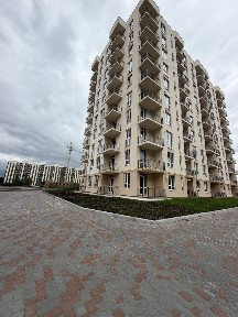 продаж квартири 45м² вул. Сергія Зулінського
