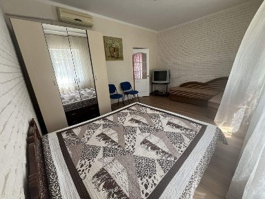 Сдам, у моря, Крыжановка, капитальный одноэтажный дом с зоной отдыха и парковкой, АГВ