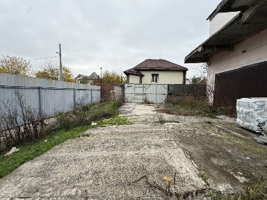 Продажа здания 600м2 2 этажа территория 21 сотка