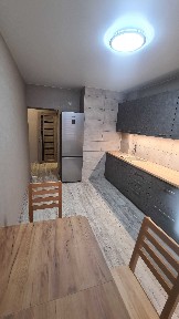 1к квартира з окремою спальнею, вул. Польова, 73