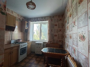 Продам газифицированную 3 кв в пгт Лиманское. Одесской обл.