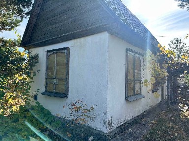 Продаж ділянки 15 соток з комунікаціями та будинком, 7хв до ж/д Бородянка (під держпрограми)