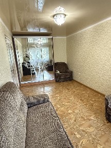 Продам‼️1 к. квартиру пл. Перемоги капремонт, меблі