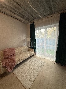 Продаж квартира студія з ремонтом і терасою. Можна державні програми!