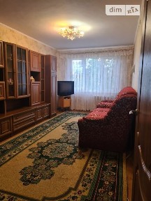 Продаж 2к квартири 42 кв. м на вул. Володимира Бизова 3 • ID 35093145