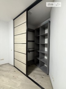 Продаж 1к квартири 42.6 кв. м на вул. Довженка О. 61 • ID 35093153