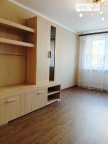 Продаж 2к квартири 43 кв. м на вул. Героїв України • ID 35093046