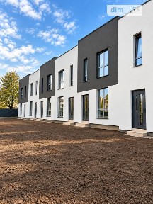 Продаж 2 поверхового таунхауса з ділянкою на 2 сотки, 80 кв. м, 2 кімнати, на вул. Затишна • ID 35093589