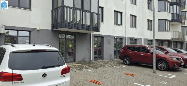 Продаж комерційного приміщення на вул. Академіка Сахарова 11, площа 36 кв. м • ID 35082596