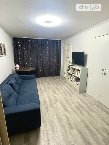 Продаж офісного приміщення 45.2 кв. м. на 1 поверсі на вул. Вільна, п'ятиповерхова будівля • ID 35095247