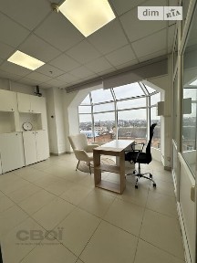 Продаж офісного приміщення 19 кв. м. на 5 поверсі на вул. Миколи Оводова 51, п'ятиповерхова будівля • ID 35094405