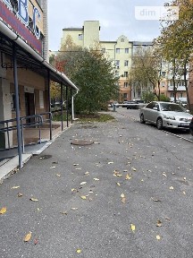 Здається комерційне приміщення на вул. Академіка Ющенка 16, площа 94 кв. м • ID 35093920