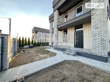 Продаж 3 поверхового будинку з верандою і ділянкою на 4 сотки, 153 кв. м, 4 кімнати, на вул. Свободи • ID 35094992