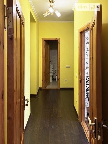 Продаж 3к квартири 72.1 кв. м на вул. Богдана Хмельницького 3 • ID 35093704