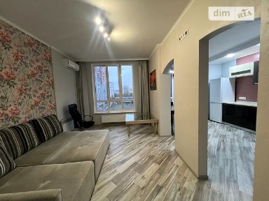 Продаж 1к квартири 42 кв. м на вул. Каховська 62А • ID 35093523