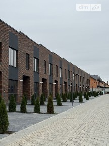 Продаж 2 поверхового таунхауса з ділянкою на 1.5 сотки, 95 кв. м, 3 кімнати, на вул. Райдужна • ID 35095869