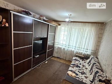 Здам в оренду кімнату на вул. Академіка Корольова 9Б довгостроково • ID 35095987