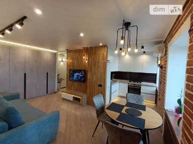 Продаж 3к квартири 65 кв. м на вул. Січеславська Набережна 16 • ID 35096152