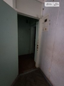 Продаж офісного приміщення 92.3 кв. м. на 1 поверсі на просп. Івана Нечуя-Левицького 19, п'ятиповерхова будівля • ID 35095955