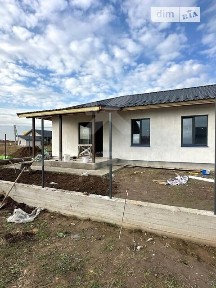 Продаж 1 поверхового дуплекса з ділянкою на 2.5 сотки, 75.3 кв. м, 3 кімнати, на Весняна • ID 35096503