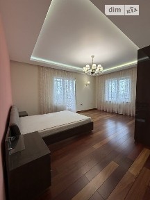 Продаж 3к квартири 98 кв. м на вул. Караджича 29Г • ID 35097030