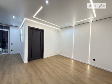 Продаж 1к квартири 39 кв. м на вул. Героїв Миколаєва 129А • ID 35096935